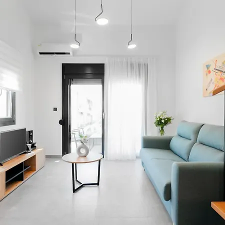 Irene Apartment Polychrono