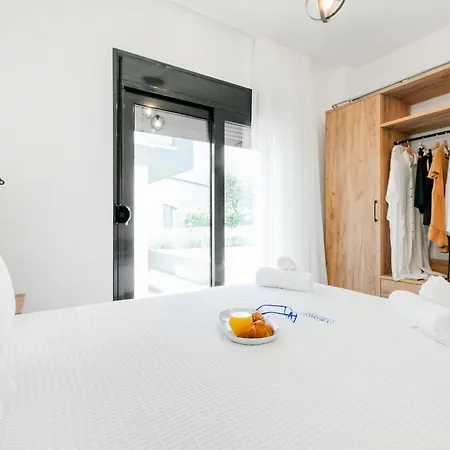 Irene Apartment *